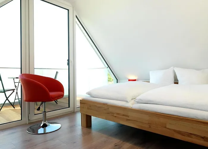 Haus Hinter Den Duenen בית נופש *